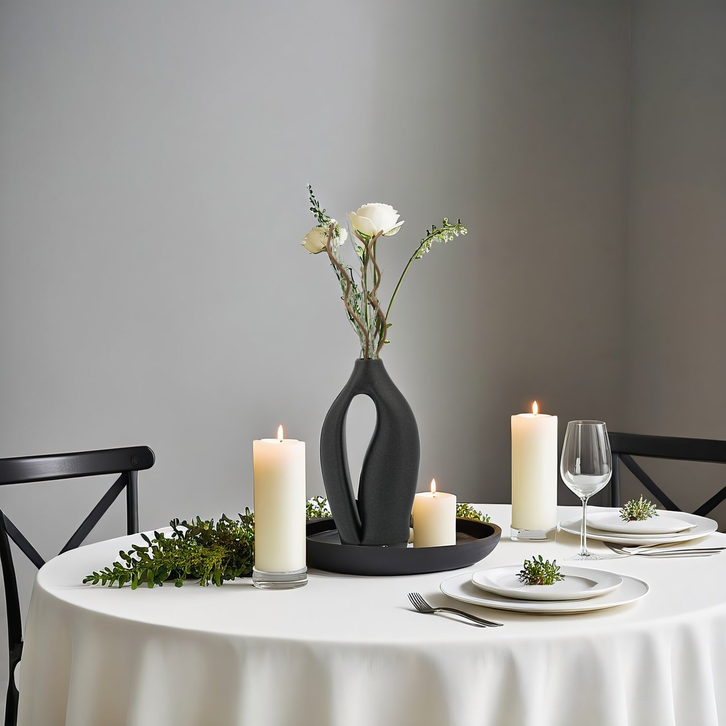 Abstract Black Vase – Modern Minimalist Home Accent