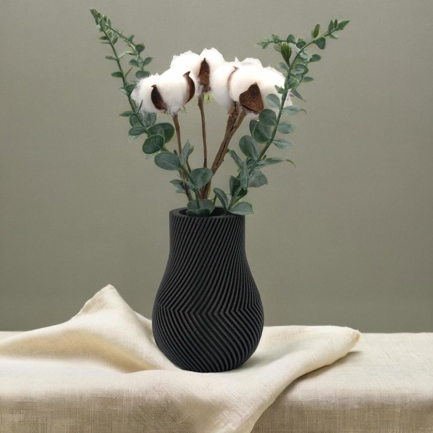 Textured Black Vase – Modern Minimalist Home Deco